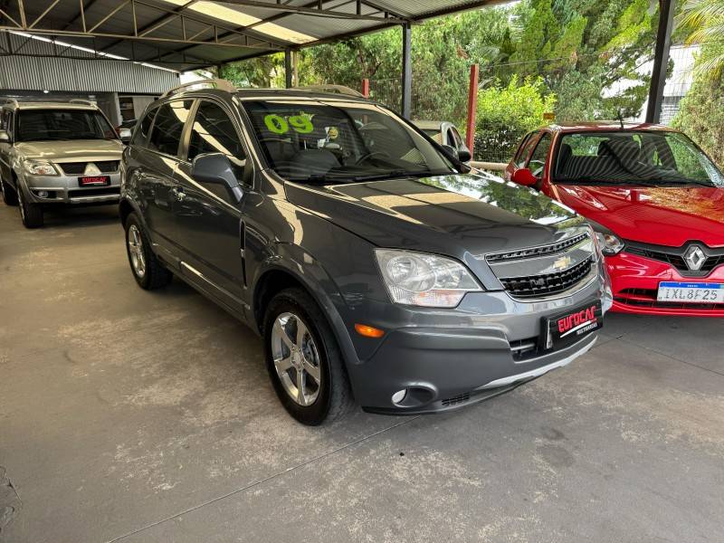 CHEVROLET - CAPTIVA - 2009/2009 - Cinza - R$ 33.900,00