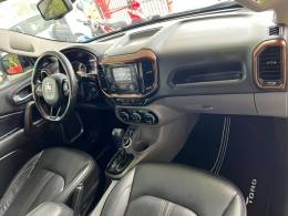 FIAT - TORO - 2017/2017 - Branca - R$ 99.900,00