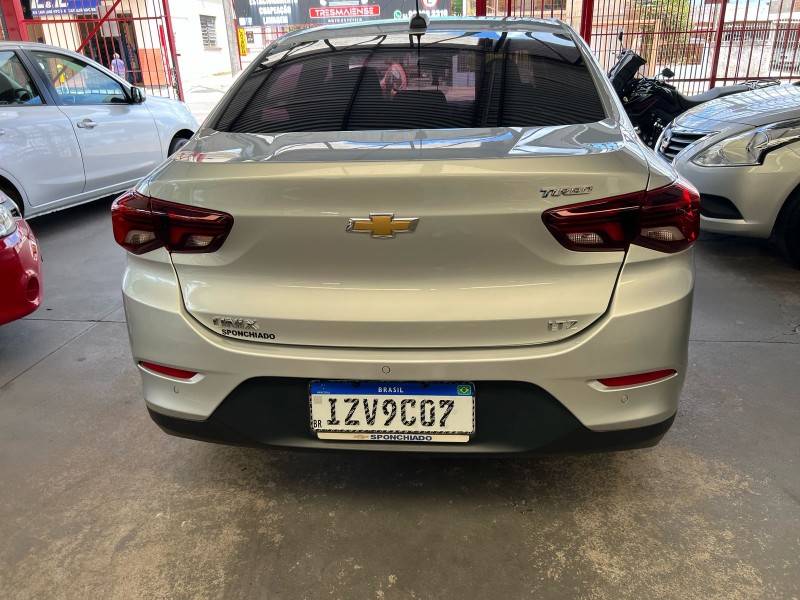 CHEVROLET - ONIX - 2019/2020 - Prata - R$ 69.900,00