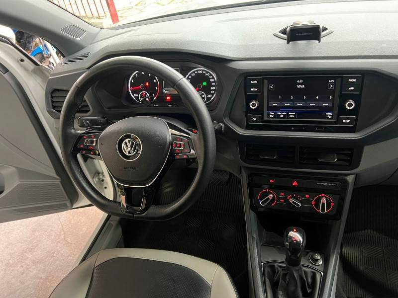 VOLKSWAGEN - T-CROSS - 2020/2020 - Branca - R$ 90.000,00