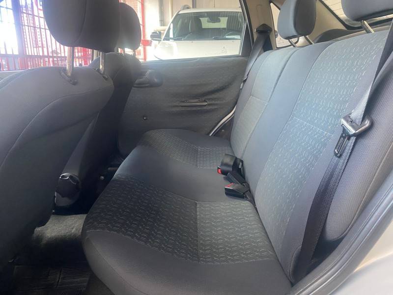 CHEVROLET - CORSA - 2001/2001 - Prata - Sob Consulta