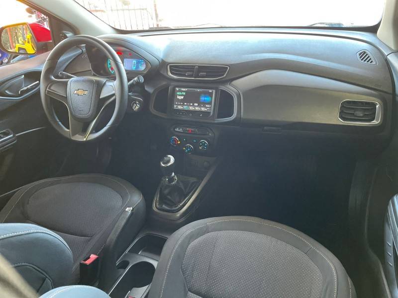 CHEVROLET - ONIX - 2012/2013 - Vermelha - R$ 47.900,00