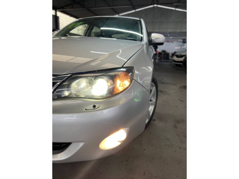 SUBARU - IMPREZA - 2011/2011 - Prata - R$ 49.900,00