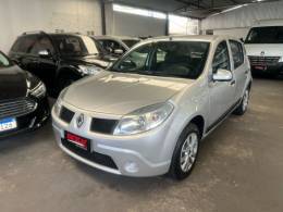 RENAULT - SANDERO - 2011/2011 - Branca - R$ 31.900,00