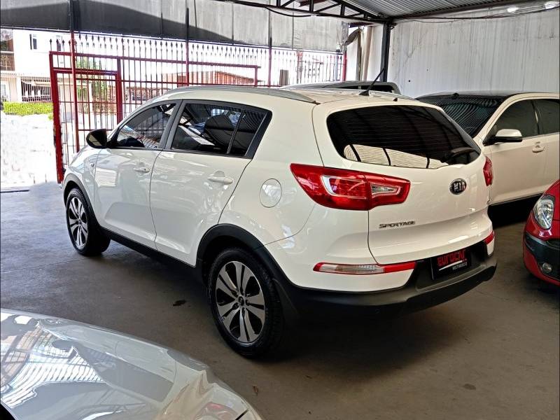 KIA MOTORS - SPORTAGE - 2012/2013 - Branca - R$ 69.900,00