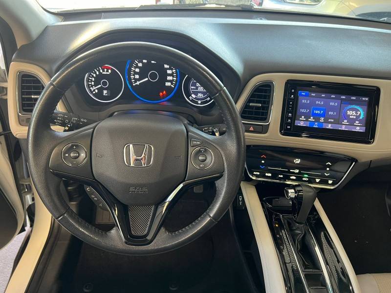 HONDA - HR-V - 2019/2020 - Branca - R$ 136.900,00