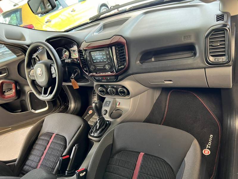 FIAT - TORO - 2018/2018 - Marrom - R$ 83.900,00