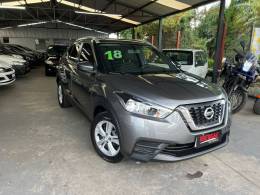 NISSAN - KICKS - 2018/2018 - Cinza - R$ 71.900,00
