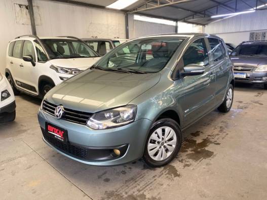 VOLKSWAGEN - FOX - 2011/2011 - Verde - R$ 31.900,00