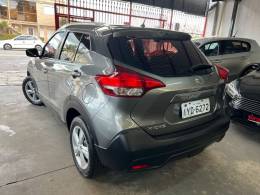 NISSAN - KICKS - 2018/2018 - Cinza - R$ 71.900,00