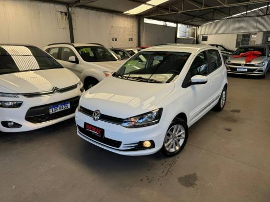 VOLKSWAGEN - FOX - 2018/2019 - Branca - R$ 58.900,00