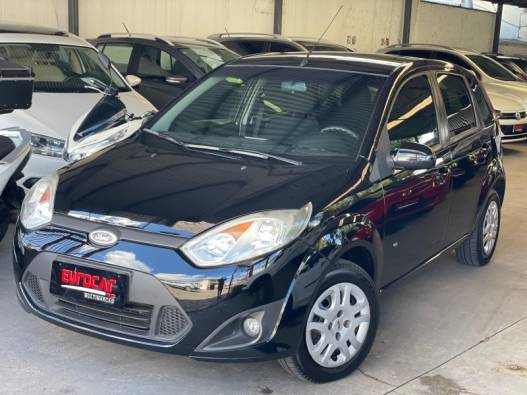 FORD - FIESTA - 2014/2014 - Preta - R$ 33.900,00