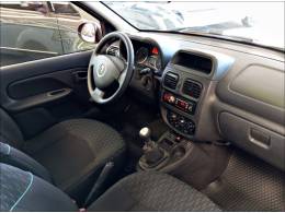 RENAULT - CLIO - 2016/2016 - Vermelha - R$ 36.900,00