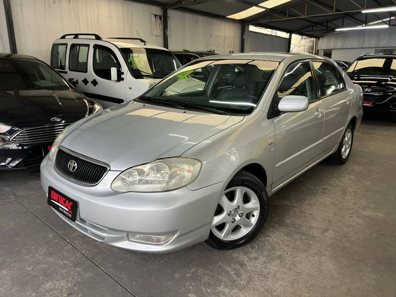 TOYOTA - COROLLA - 2004/2004 - Prata - R$ 37.900,00