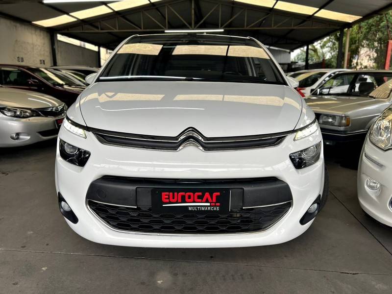 CITROËN - C4 PICASSO - 2015/2016 - Branca - R$ 79.900,00