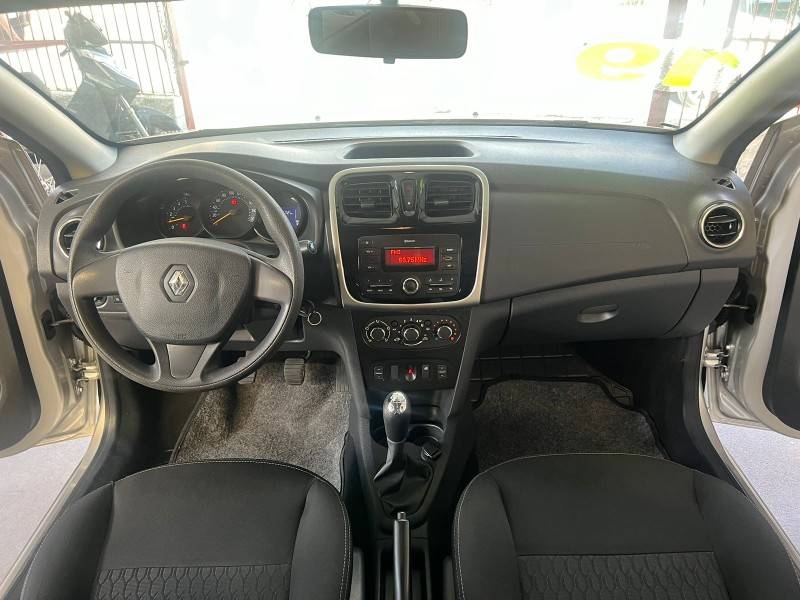 RENAULT - SANDERO - 2018/2019 - Branca - R$ 43.900,00