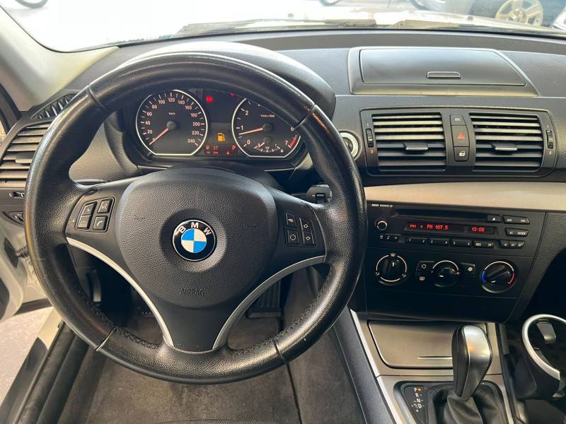 BMW - 118I - 2010/2010 - Prata - R$ 49.900,00
