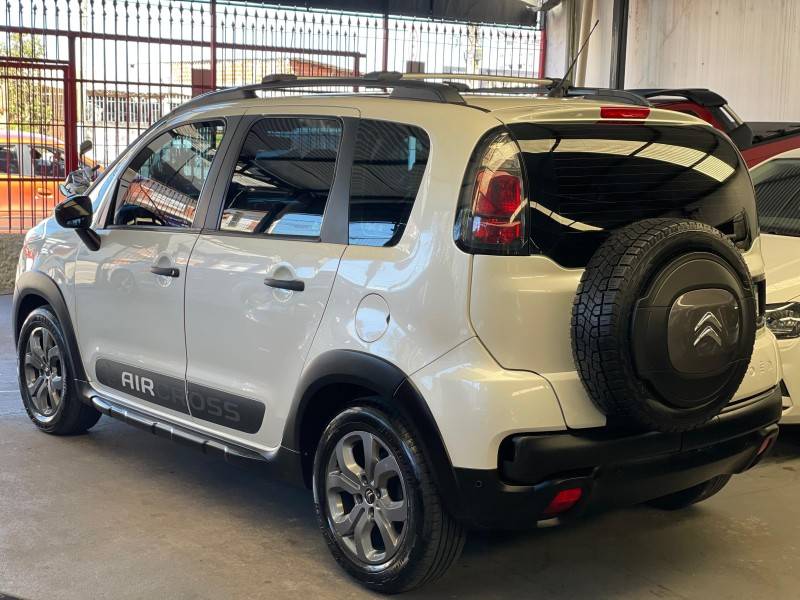 CITROËN - AIRCROSS - 2015/2016 - Branca - R$ 51.900,00