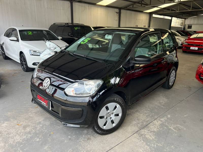 VOLKSWAGEN - UP - 2015/2015 - Preta - R$ 31.900,00