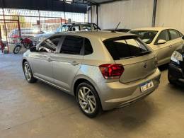 VOLKSWAGEN - POLO - 2018/2019 - Prata - R$ 82.900,00