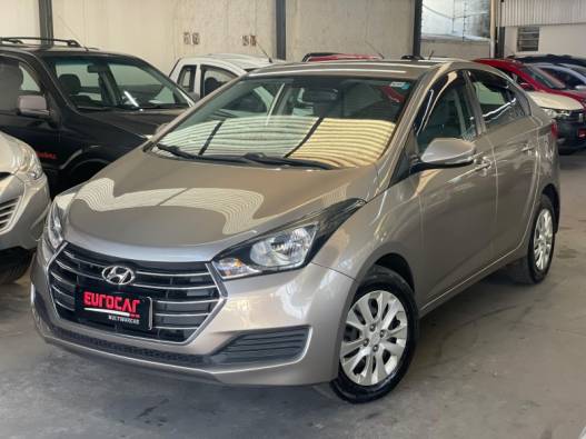 HYUNDAI - HB20S - 2017/2018 - Dourada - R$ 68.900,00