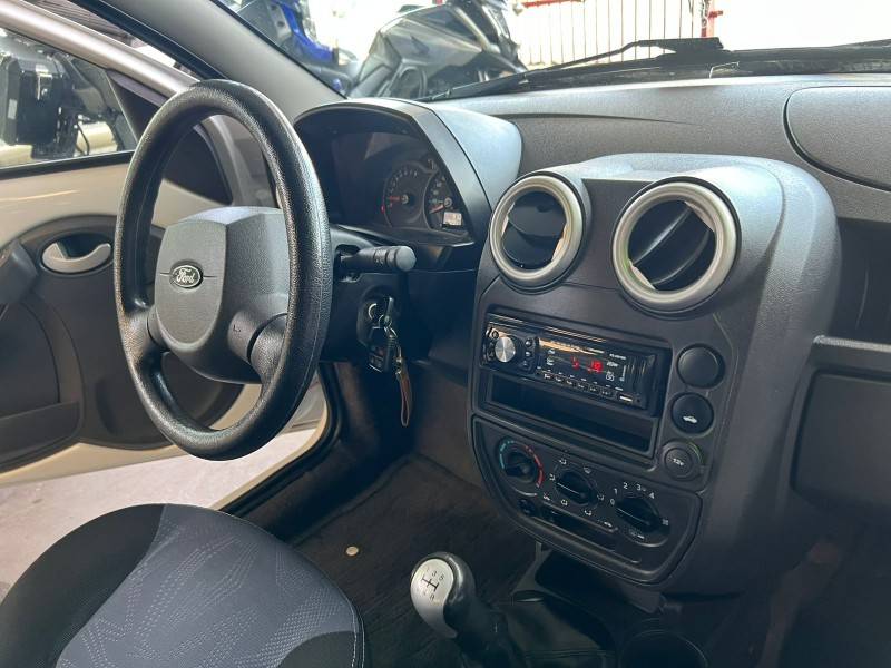 FORD - KA - 2013/2013 - Branca - R$ 29.900,00