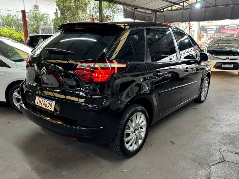 CITROËN - C4 PICASSO - 2014/2013 - Preta - R$ 38.900,00