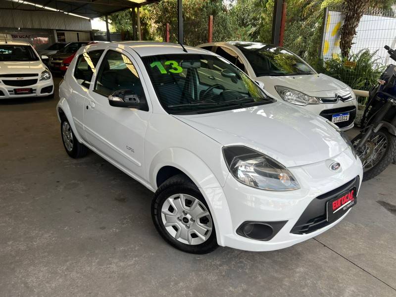 FORD - KA - 2013/2013 - Branca - R$ 29.900,00