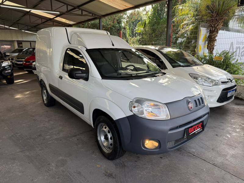 FIAT - FIORINO - 2018/2018 - Branca - R$ 64.900,00