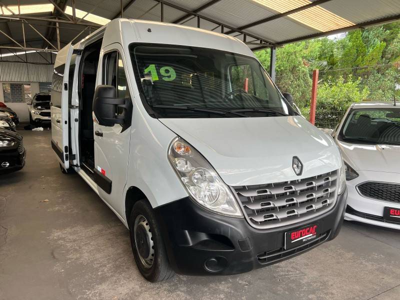 RENAULT - MASTER - 2019/2019 - Branca - R$ 194.900,00