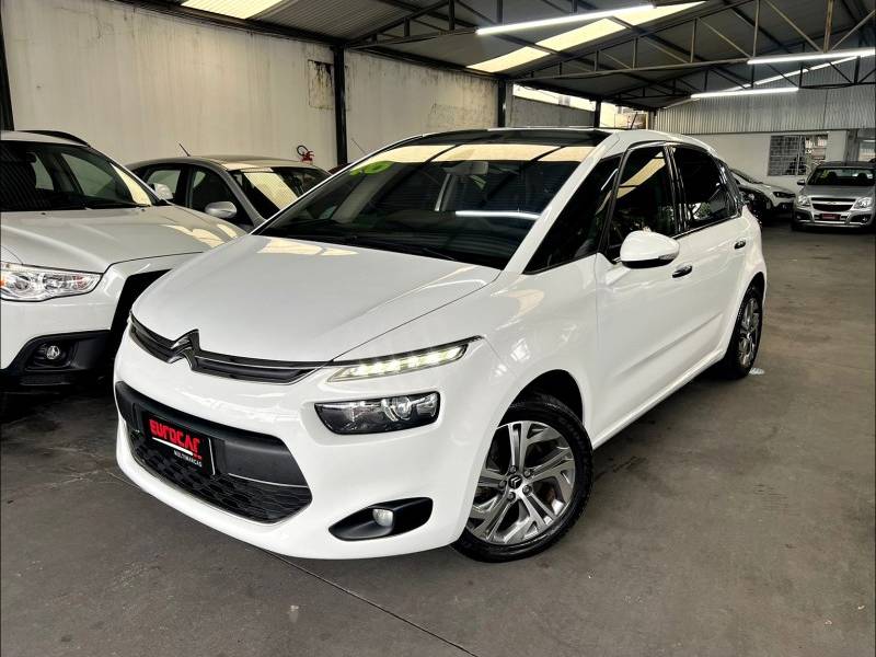 CITROËN - C4 PICASSO - 2015/2016 - Branca - R$ 79.900,00