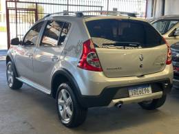 RENAULT - SANDERO - 2010/2011 - Prata - R$ 36.900,00
