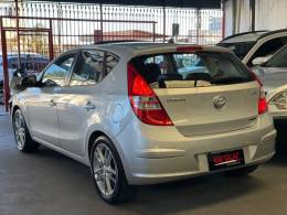 HYUNDAI - I30 - 2011/2012 - Prata - R$ 51.900,00