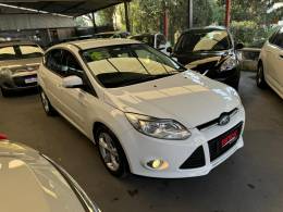 FORD - FOCUS - 2015/2015 - Branca - R$ 56.900,00