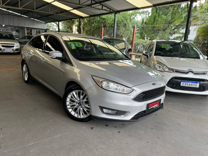 FORD - FOCUS - 2018/2018 - Prata - R$ 58.900,00