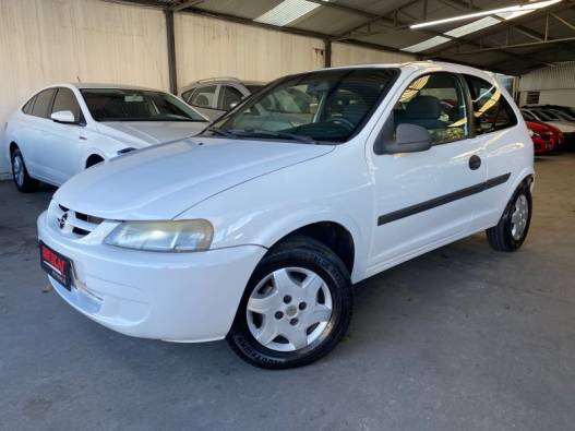 CHEVROLET - CELTA - 2002/2003 - Branca - R$ 14.900,00