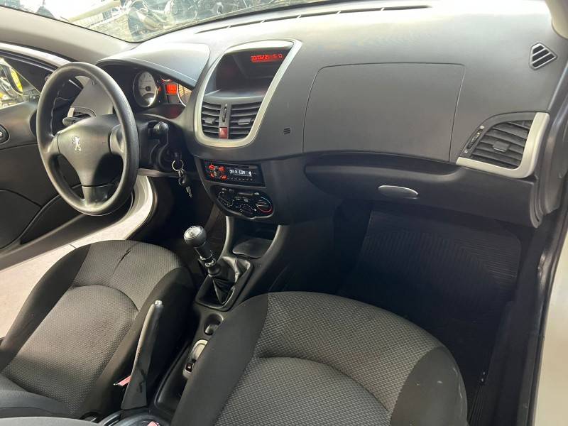 PEUGEOT - 207 - 2012/2012 - Branca - R$ 22.900,00