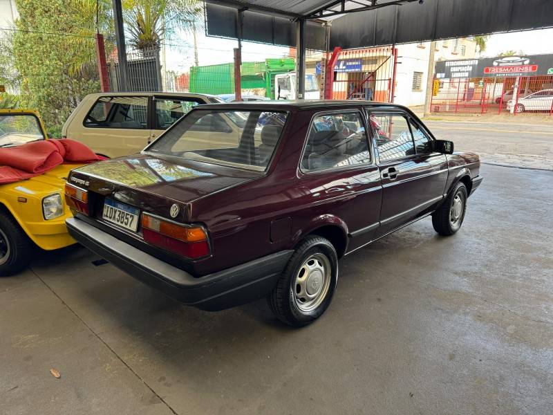 VOLKSWAGEN - VOYAGE - 1995/1995 - Vermelha - R$ 22.900,00