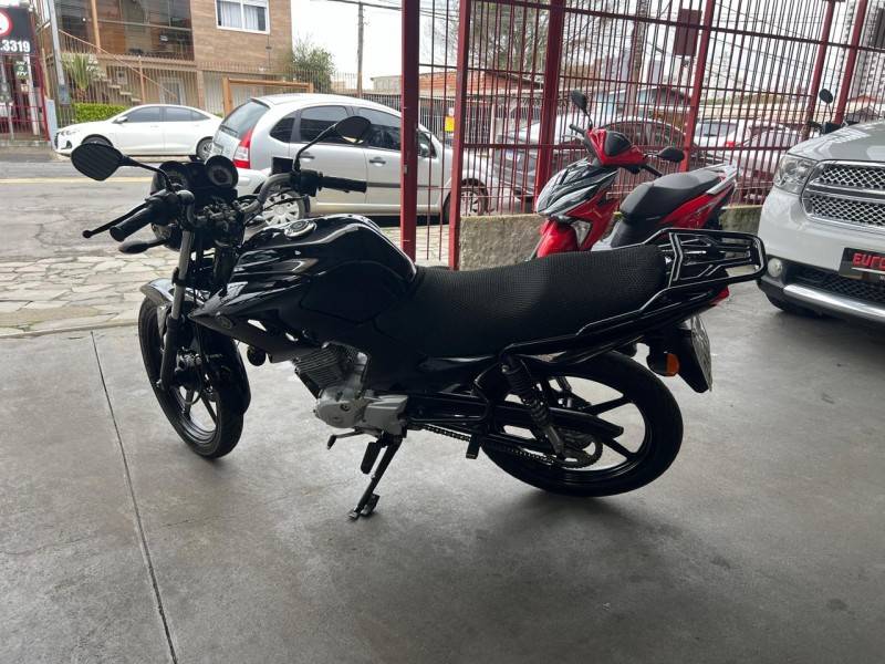 YAMAHA - FACTOR YBR - 2015/2015 - Preta - R$ 8.900,00